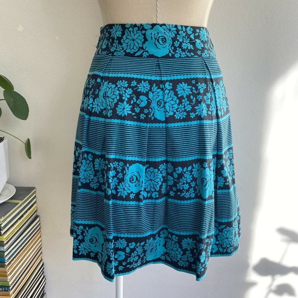 🌷2 for $20🌷 Review Floral Skirt Size 6 Black Teal Cotton - Picture 3 of 7